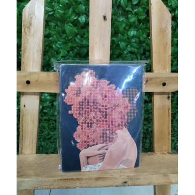 نقاشی الماسی طرح دختر