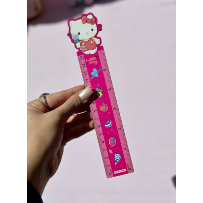 خط کش چوبی طرح کیتی